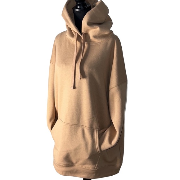 Brunette The Label Tops - -‎ NEW Big sister hoodie caramel sundae Size M/L log(56A)